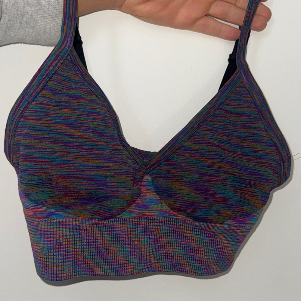 Lululemon bra size 2